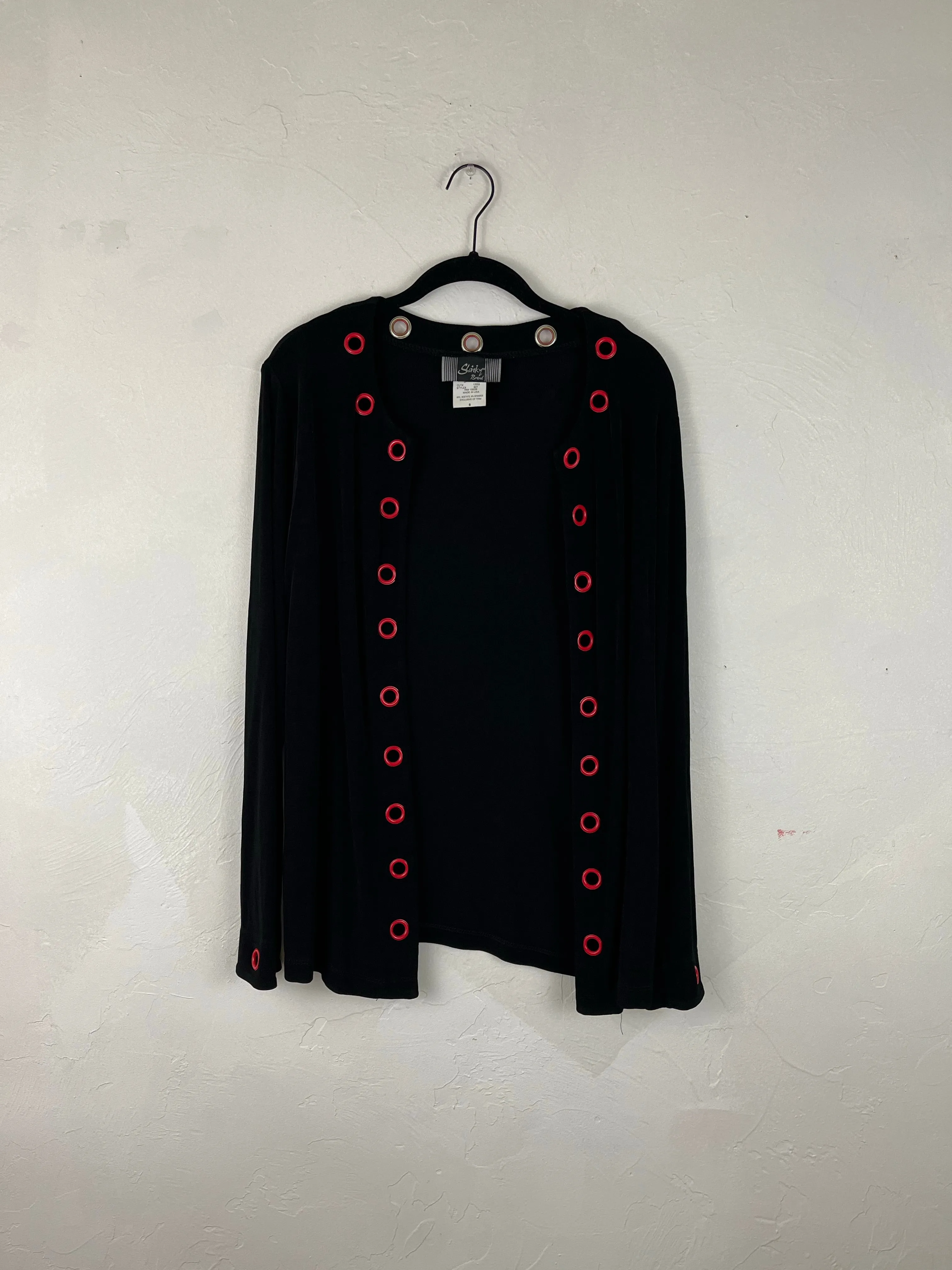 Slinky brand top