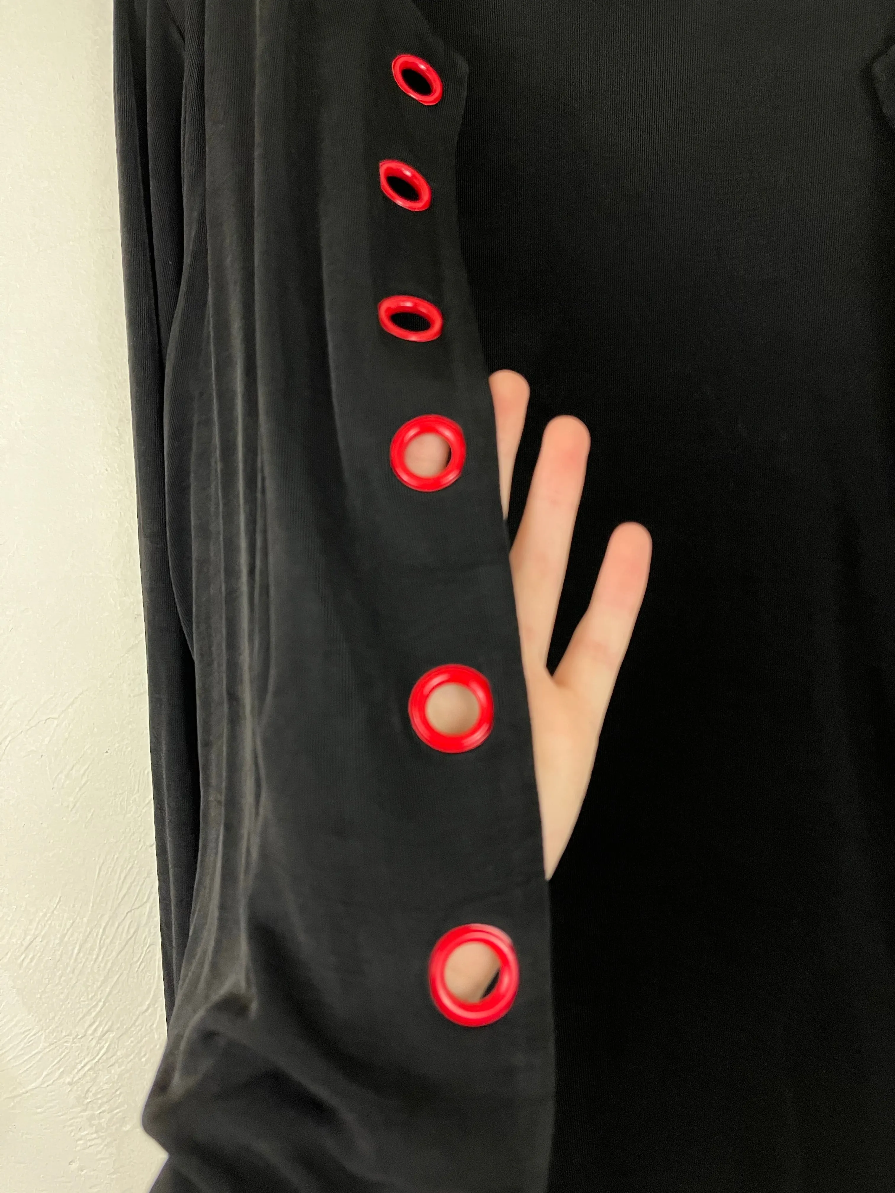 Slinky brand top